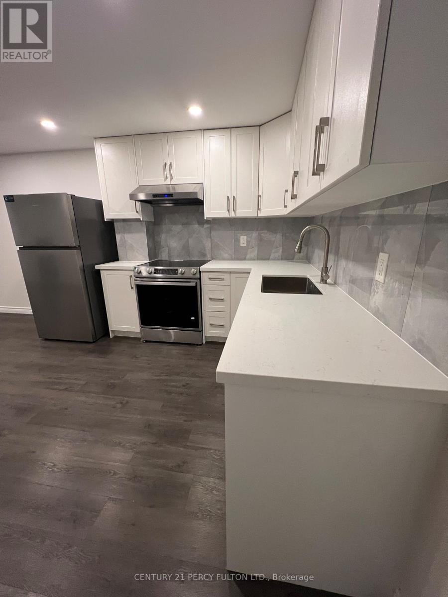 Basement - 22 Chester Street, Oakville, Ontario  L6H 6G8 - Photo 2 - W12650398