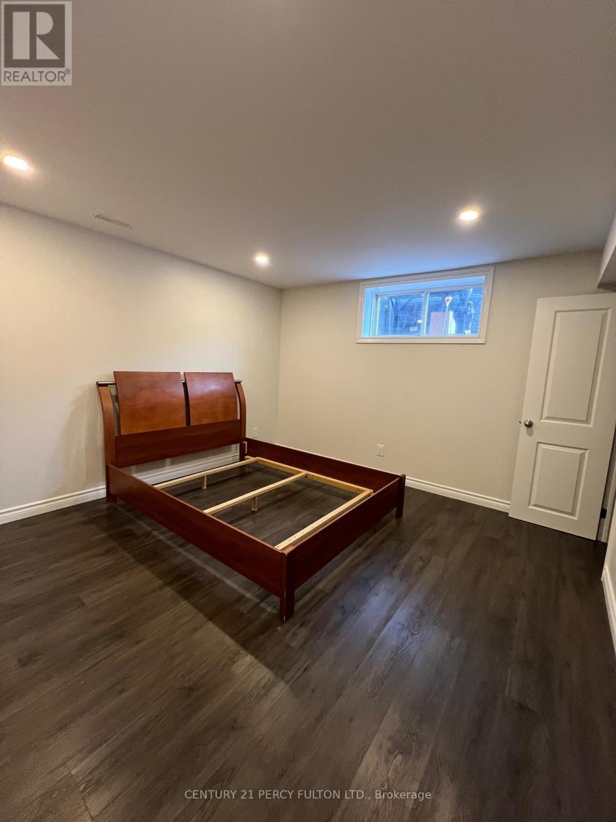 Basement - 22 Chester Street, Oakville, Ontario  L6H 6G8 - Photo 7 - W12650398