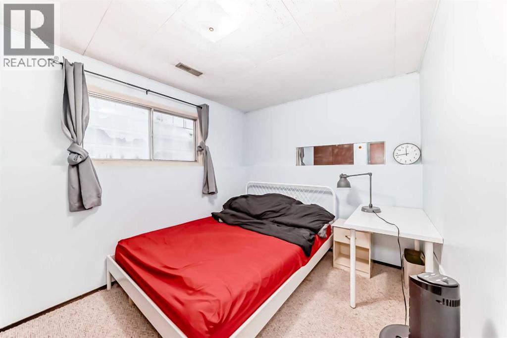 791 Penbrooke Road Se, Calgary, Alberta  T2A 3T4 - Photo 33 - A2276172