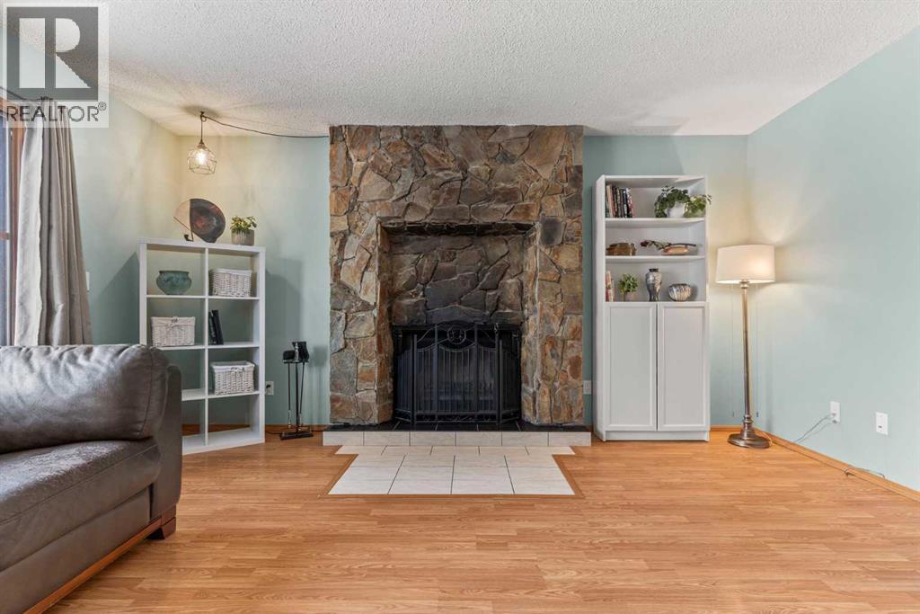 3804 62 Street Nw, Calgary, Alberta  T3B 5E2 - Photo 6 - A2275749