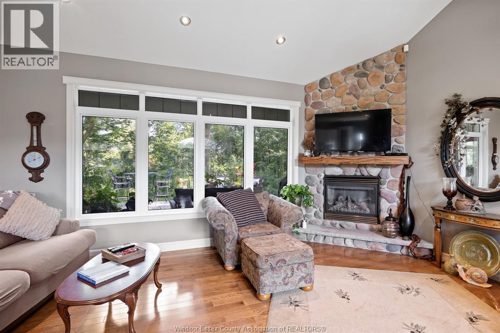 507 Ladale Lane, Wheatley, Ontario  N0P 2P0 - Photo 9 - 25032027