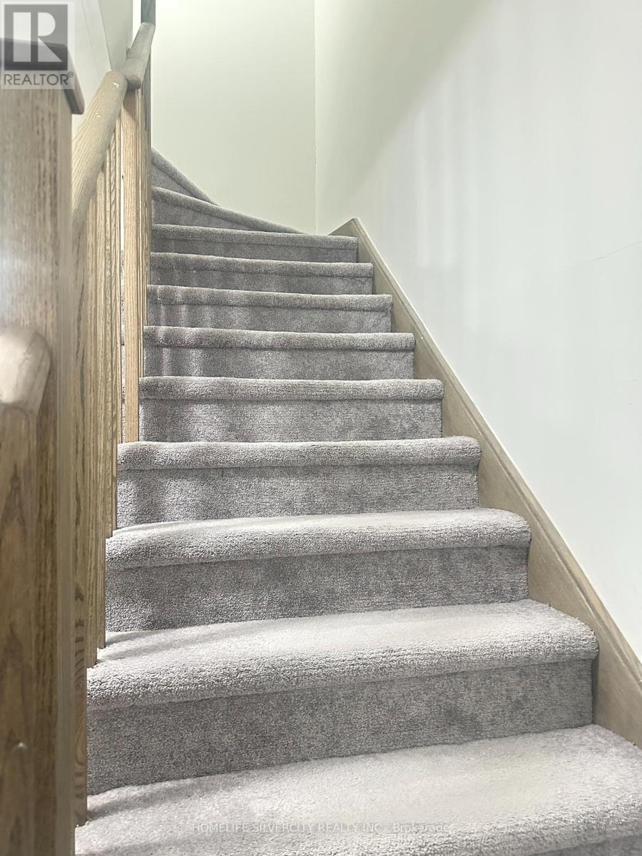 10 - 3562 Colonial Drive, Mississauga, Ontario  L5L 0B9 - Photo 8 - W12612744