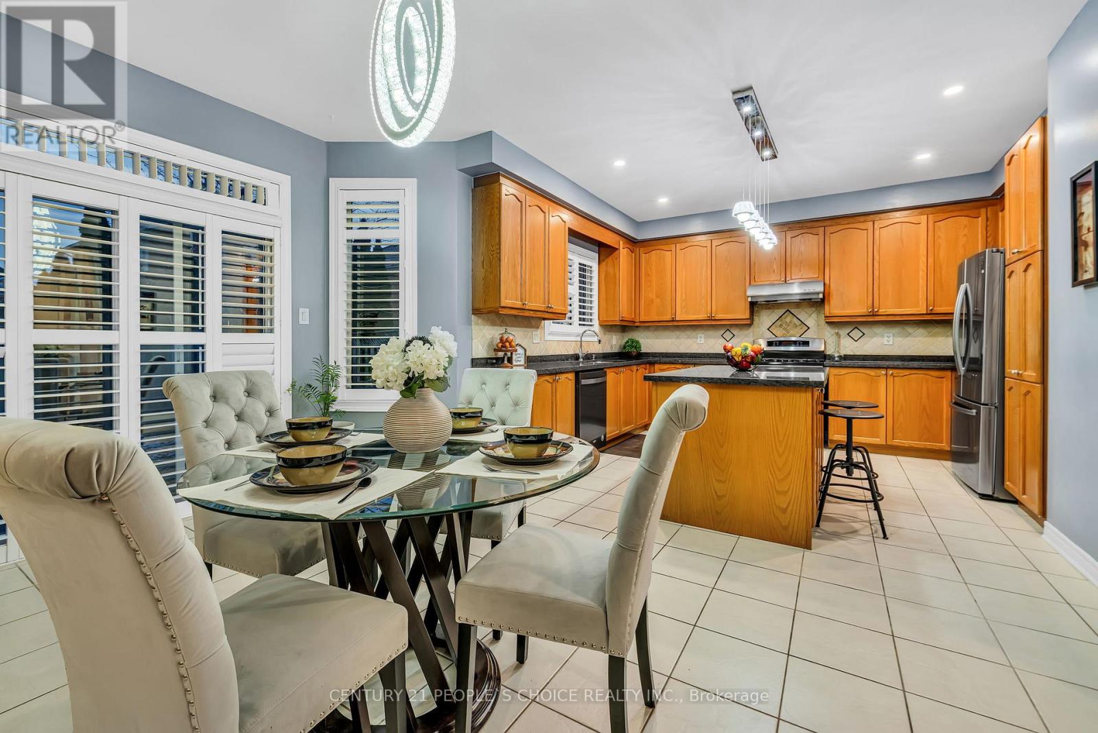 52 Smoothwater Terrace, Markham, Ontario  L6B 0E8 - Photo 15 - N12638374