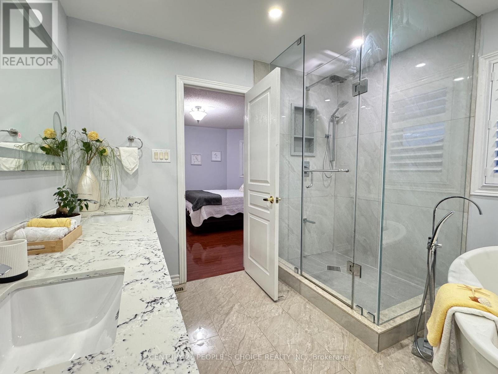 52 Smoothwater Terrace, Markham, Ontario  L6B 0E8 - Photo 32 - N12638374