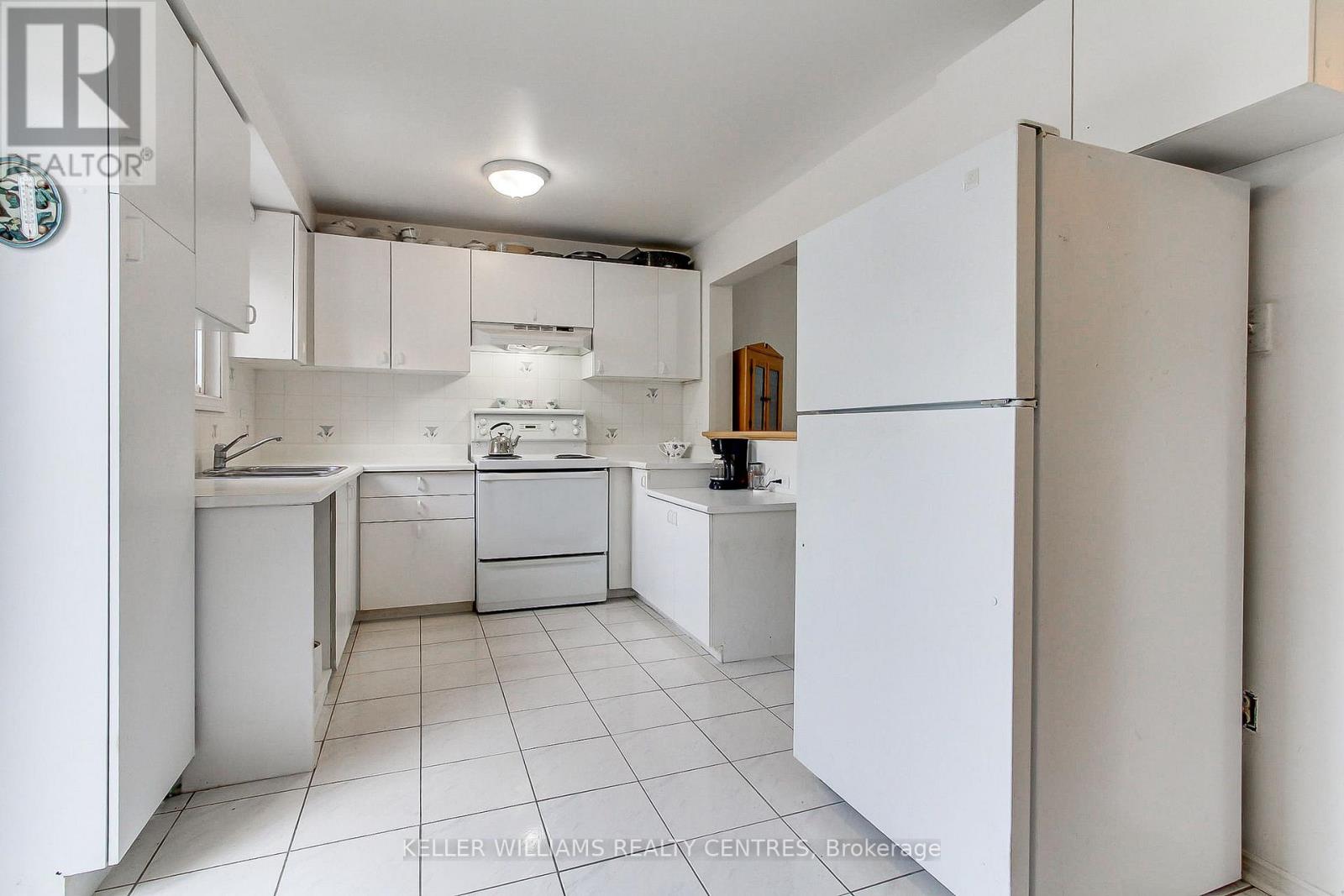 12 - 405 Butler Court, Aurora, Ontario  L4G 6G8 - Photo 12 - N12650412