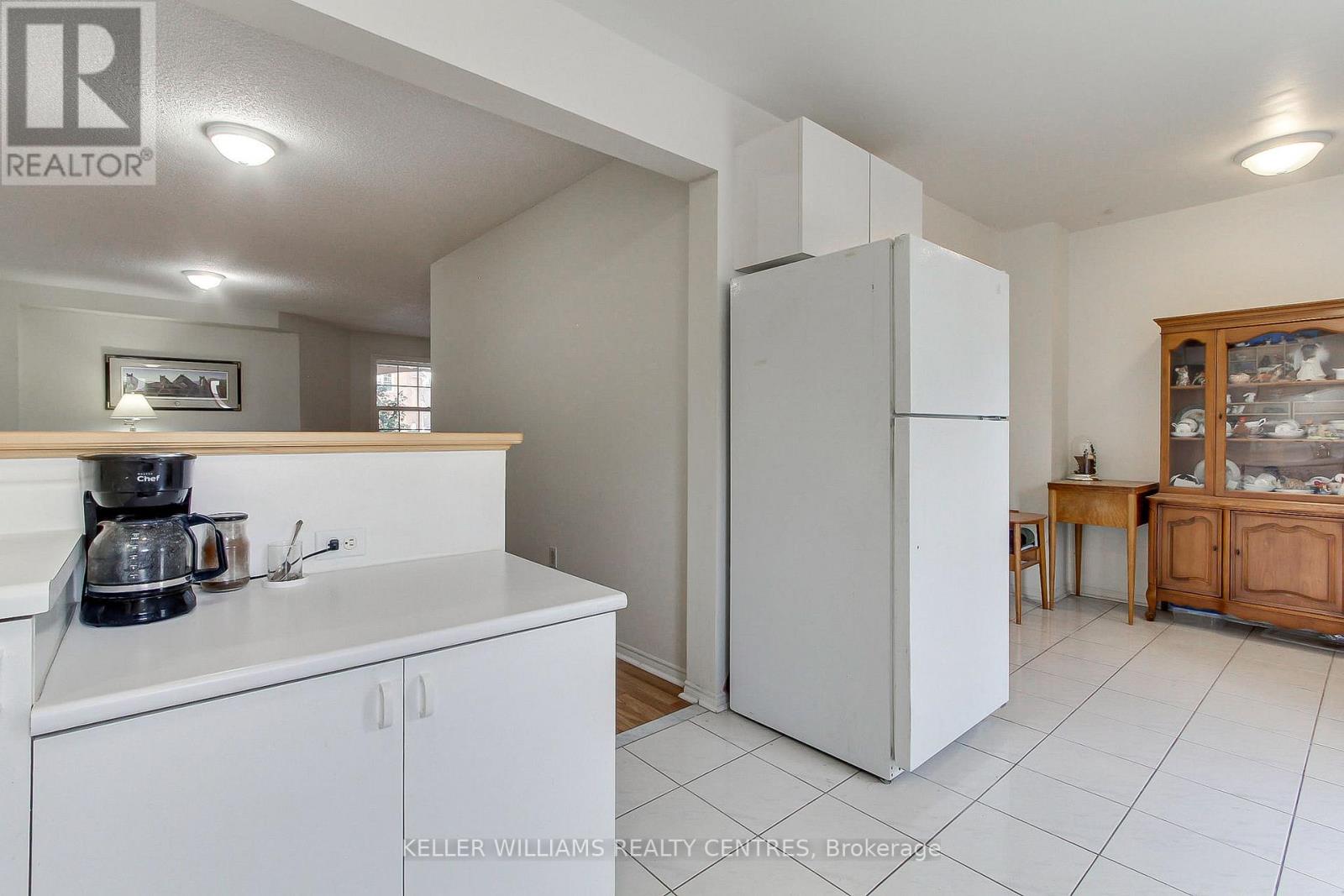 12 - 405 Butler Court, Aurora, Ontario  L4G 6G8 - Photo 16 - N12650412