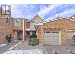 12 - 405 BUTLER COURT, Aurora, Ontario