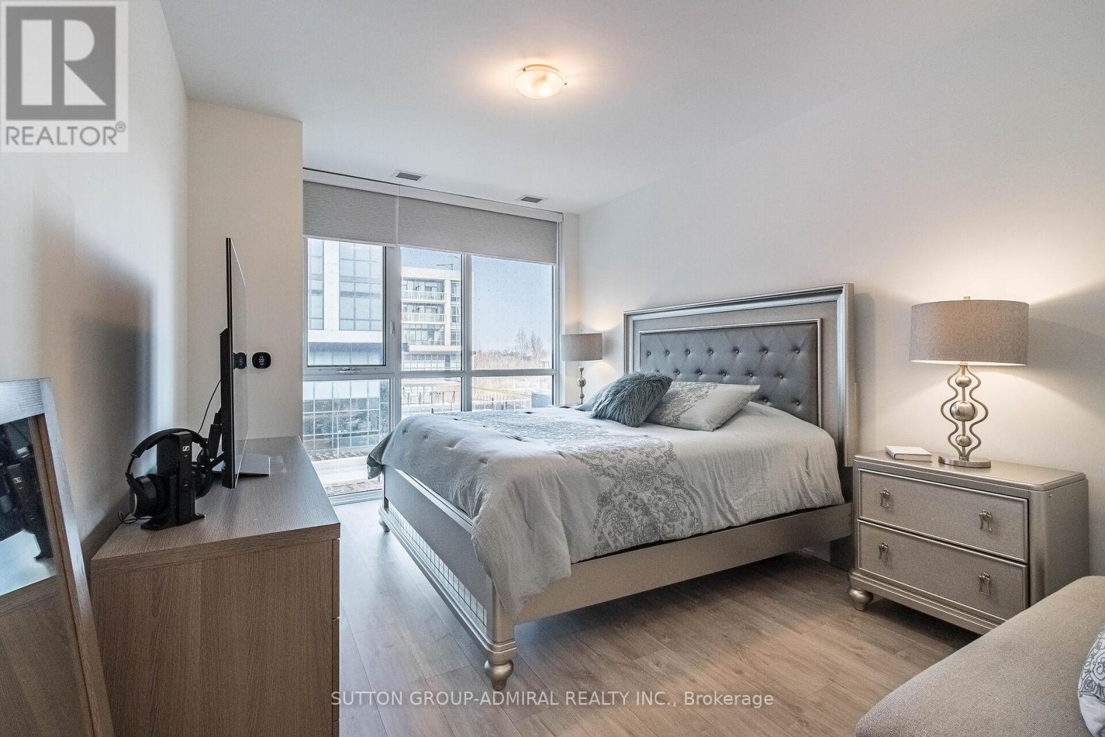 Th 107 - 70 Annie Craig Drive, Toronto, Ontario  M8V 0C4 - Photo 14 - W12650416