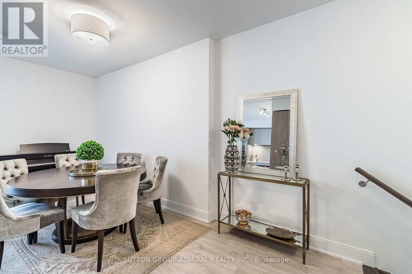 Th 107 - 70 Annie Craig Drive, Toronto, Ontario  M8V 0C4 - Photo 15 - W12650416