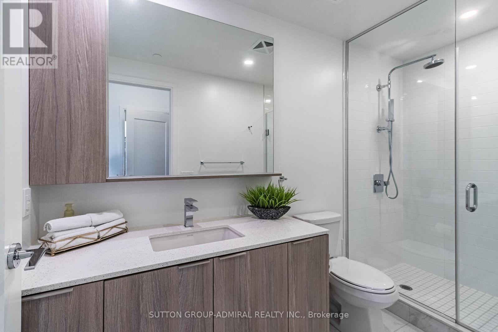 Th 107 - 70 Annie Craig Drive, Toronto, Ontario  M8V 0C4 - Photo 16 - W12650416