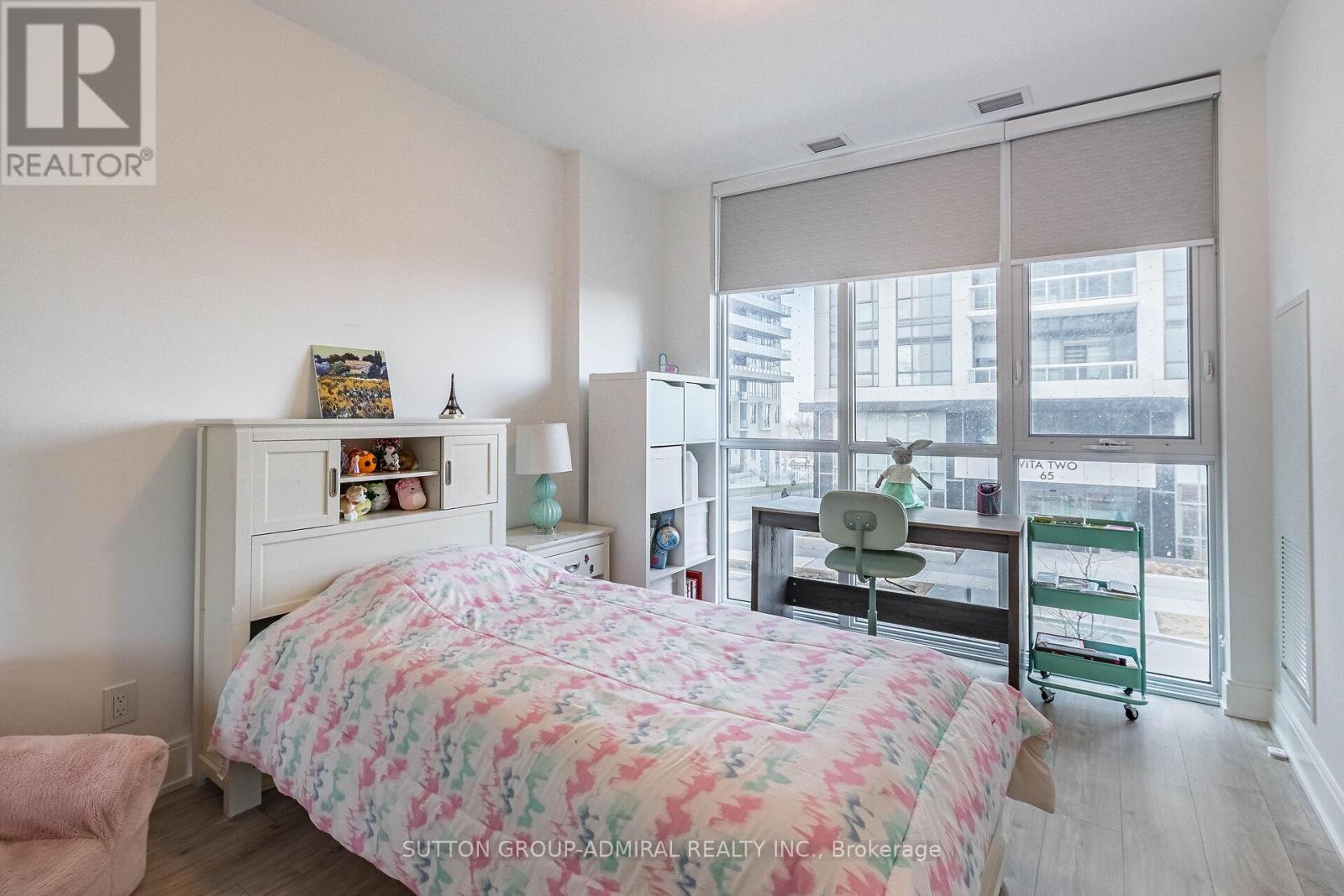 Th 107 - 70 Annie Craig Drive, Toronto, Ontario  M8V 0C4 - Photo 18 - W12650416