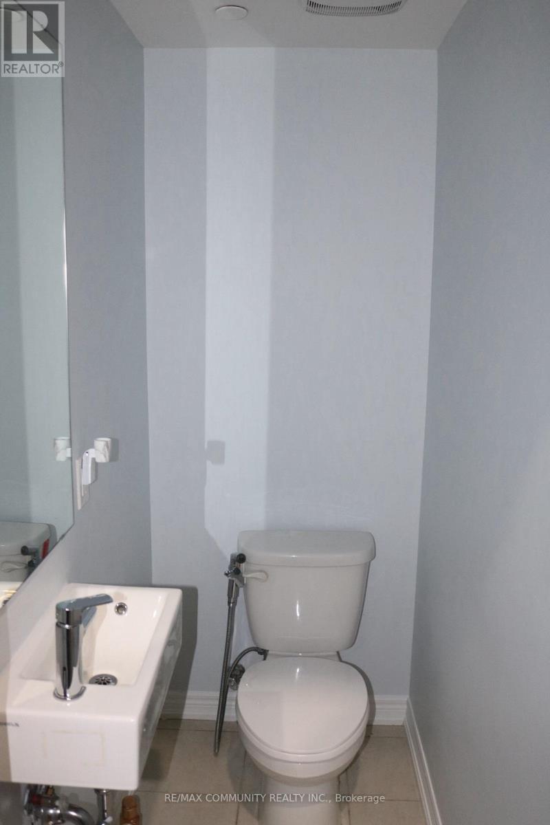 5 - 2205 Lillykin Street, Oakville, Ontario  L6H 0X6 - Photo 12 - W12649314