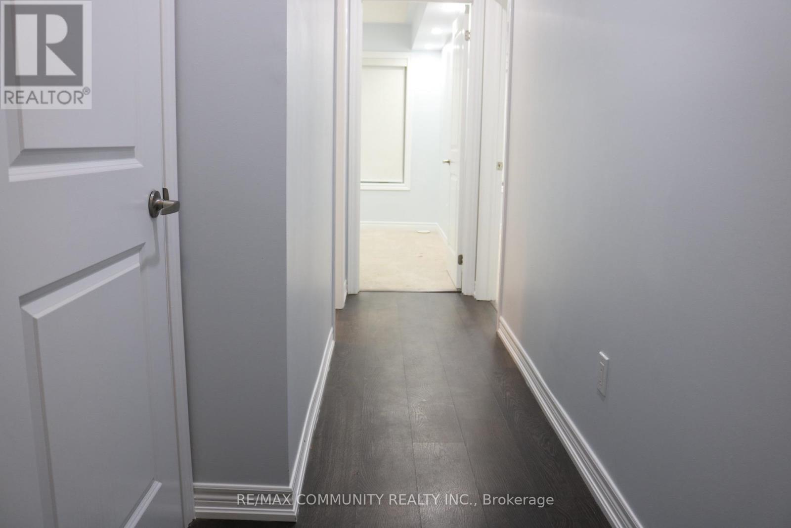 5 - 2205 Lillykin Street, Oakville, Ontario  L6H 0X6 - Photo 3 - W12649314