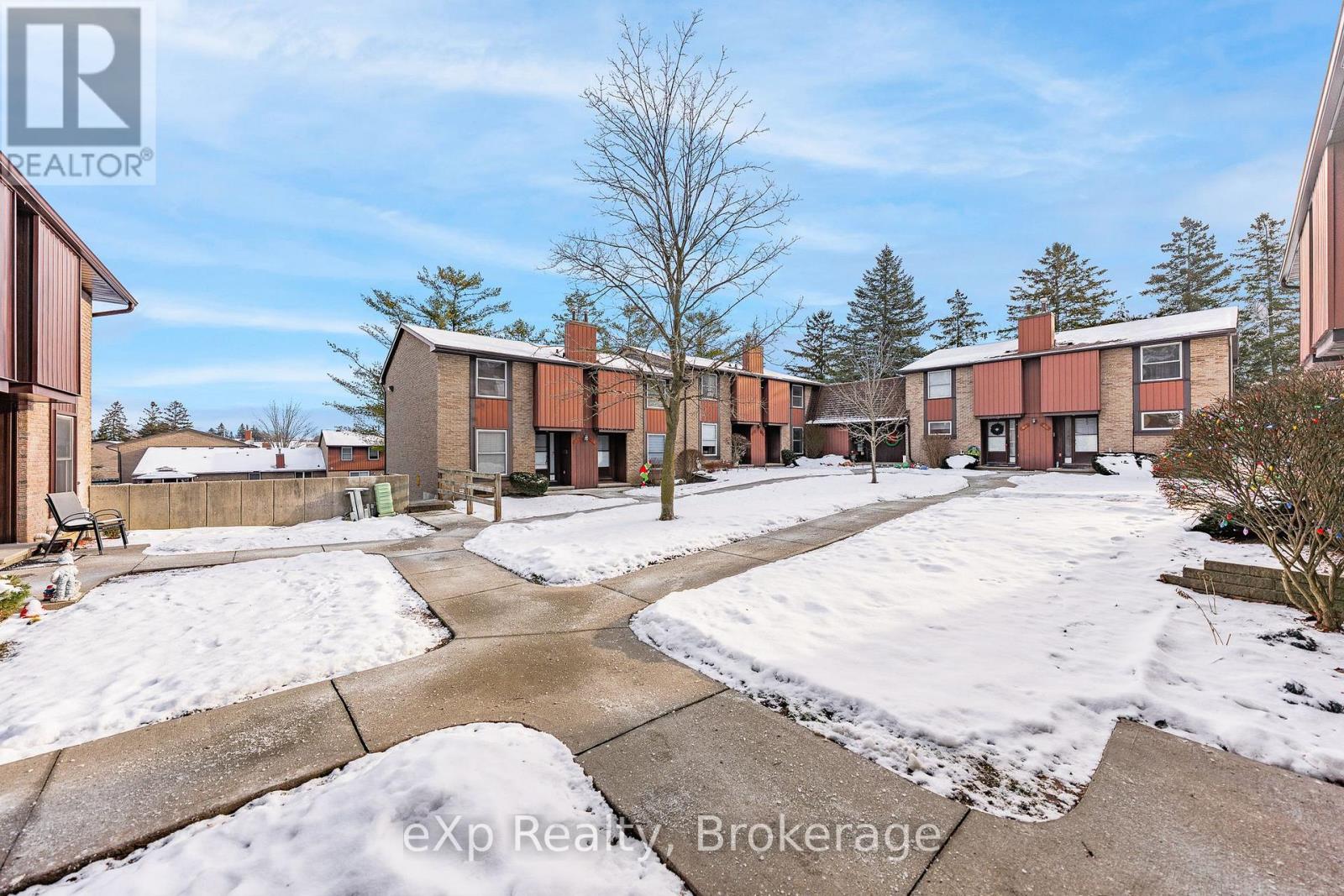 66 - 539 Willow Road, Guelph, Ontario  N1H 7G3 - Photo 2 - X12650424