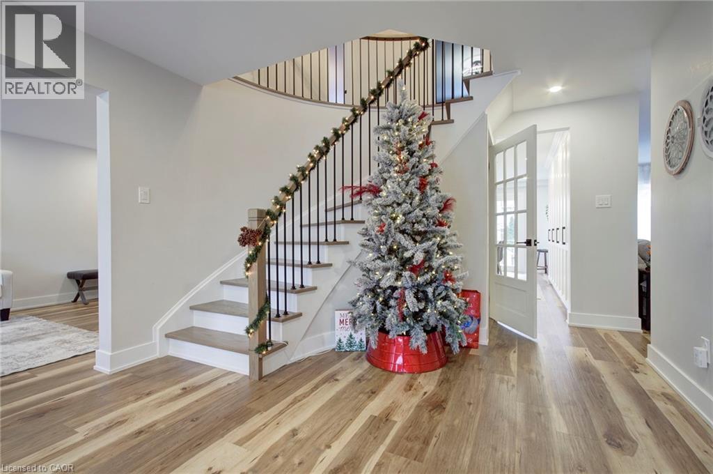 3280 Mead Crescent, Burlington, Ontario  L7M 3M2 - Photo 3 - 40794302