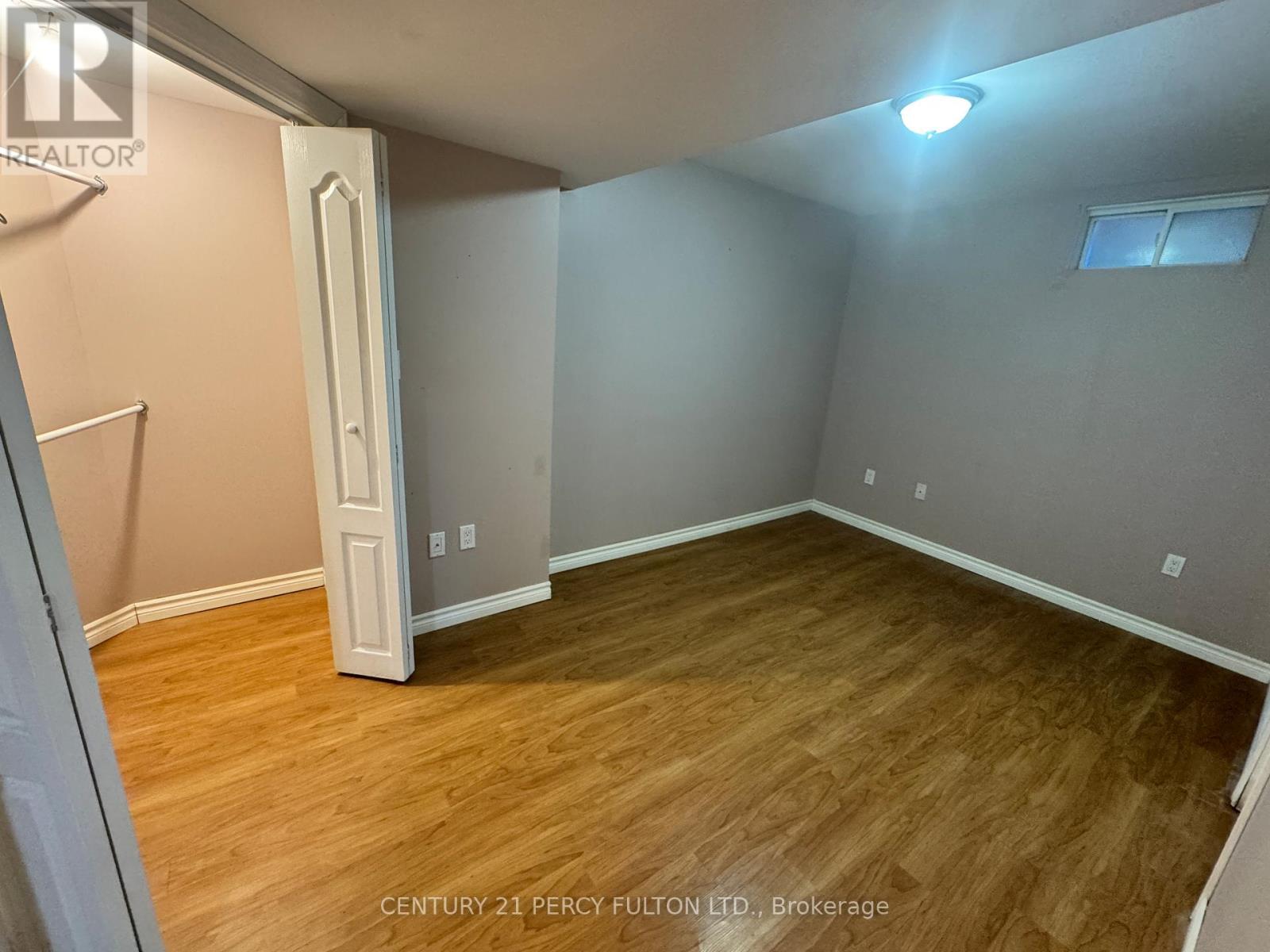 396 Hewitt Circle, Newmarket, Ontario  L3X 2L8 - Photo 18 - N12551166