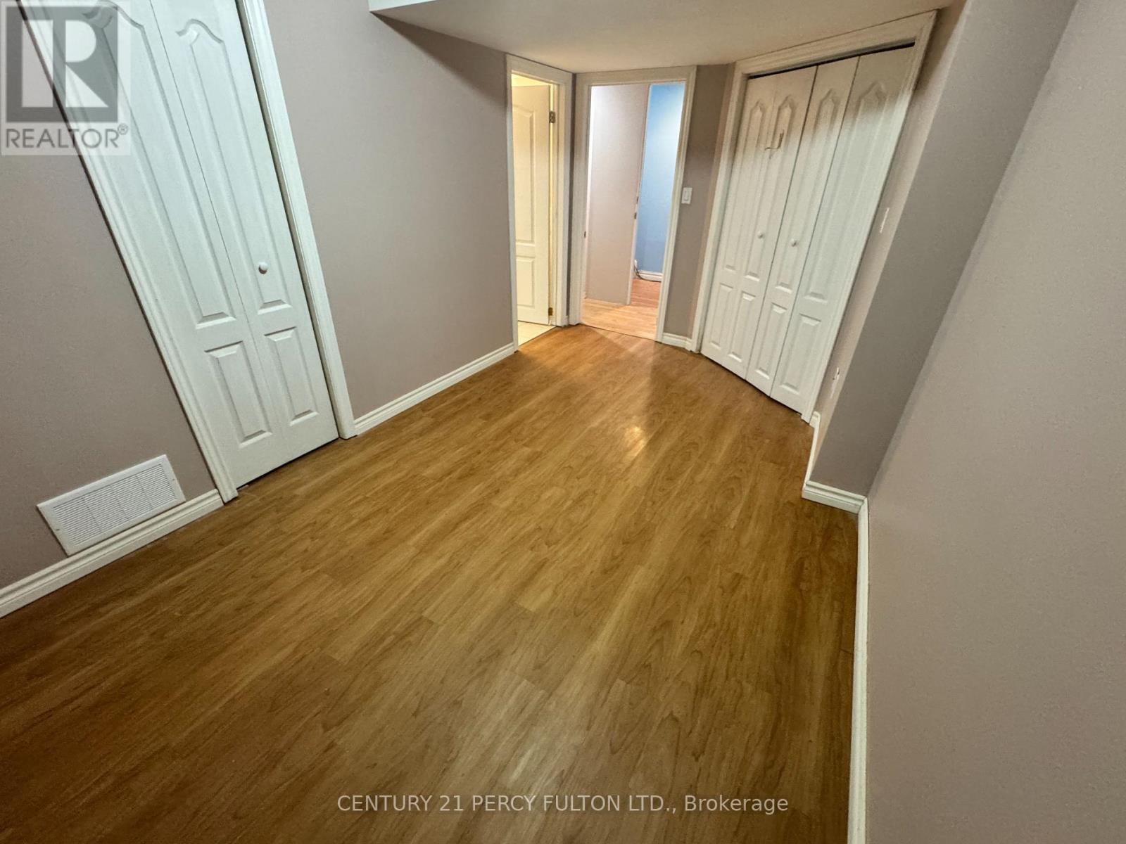 396 Hewitt Circle, Newmarket, Ontario  L3X 2L8 - Photo 19 - N12551166