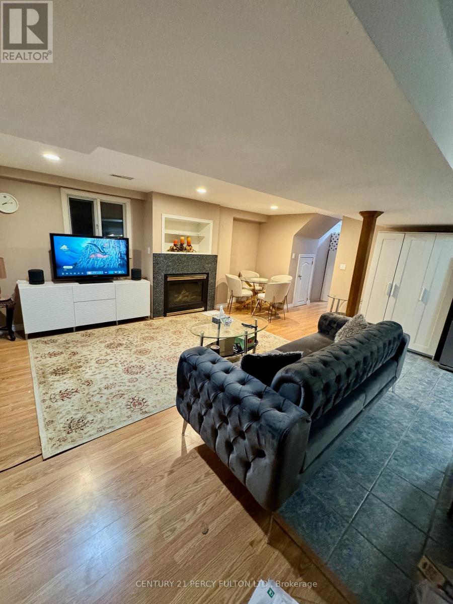 396 Hewitt Circle, Newmarket, Ontario  L3X 2L8 - Photo 16 - N12551166