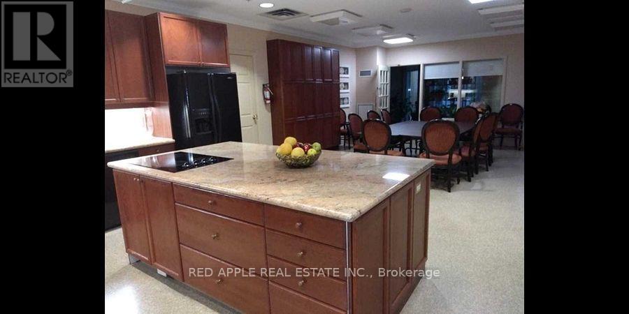 1506 - 350 Princess Royal Drive, Mississauga, Ontario  L5B 4N1 - Photo 21 - W12593008