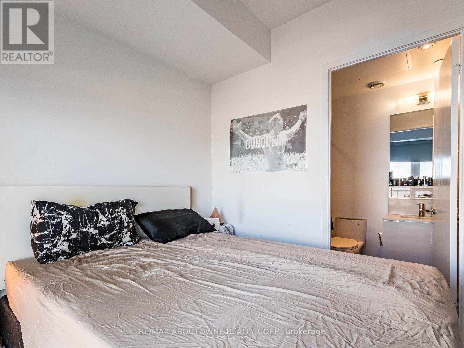 5910 - 5 Buttermill Avenue, Vaughan, Ontario  L4K 0J5 - Photo 20 - N12650436