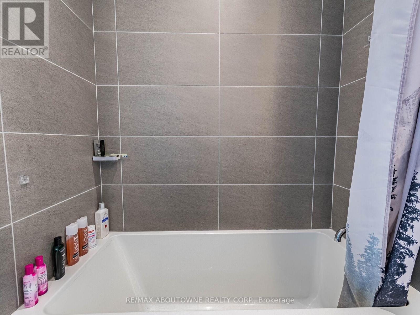 5910 - 5 Buttermill Avenue, Vaughan, Ontario  L4K 0J5 - Photo 28 - N12650436