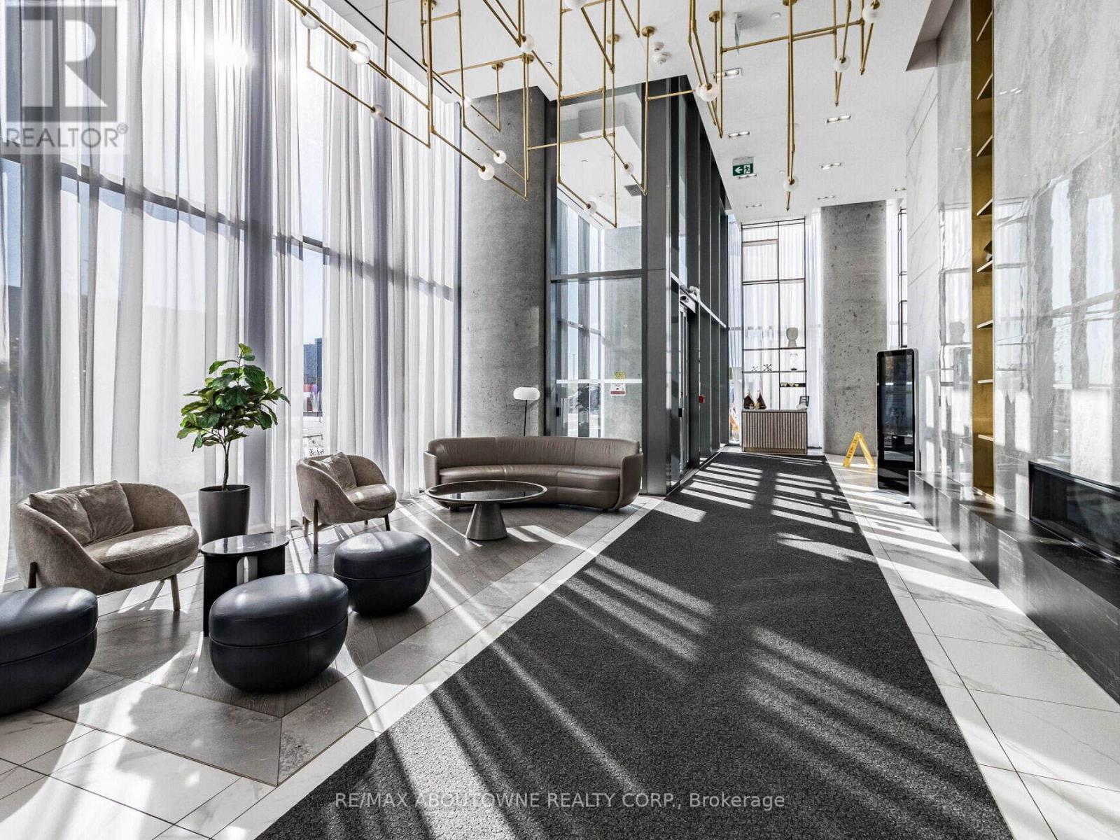 5910 - 5 Buttermill Avenue, Vaughan, Ontario  L4K 0J5 - Photo 7 - N12650436