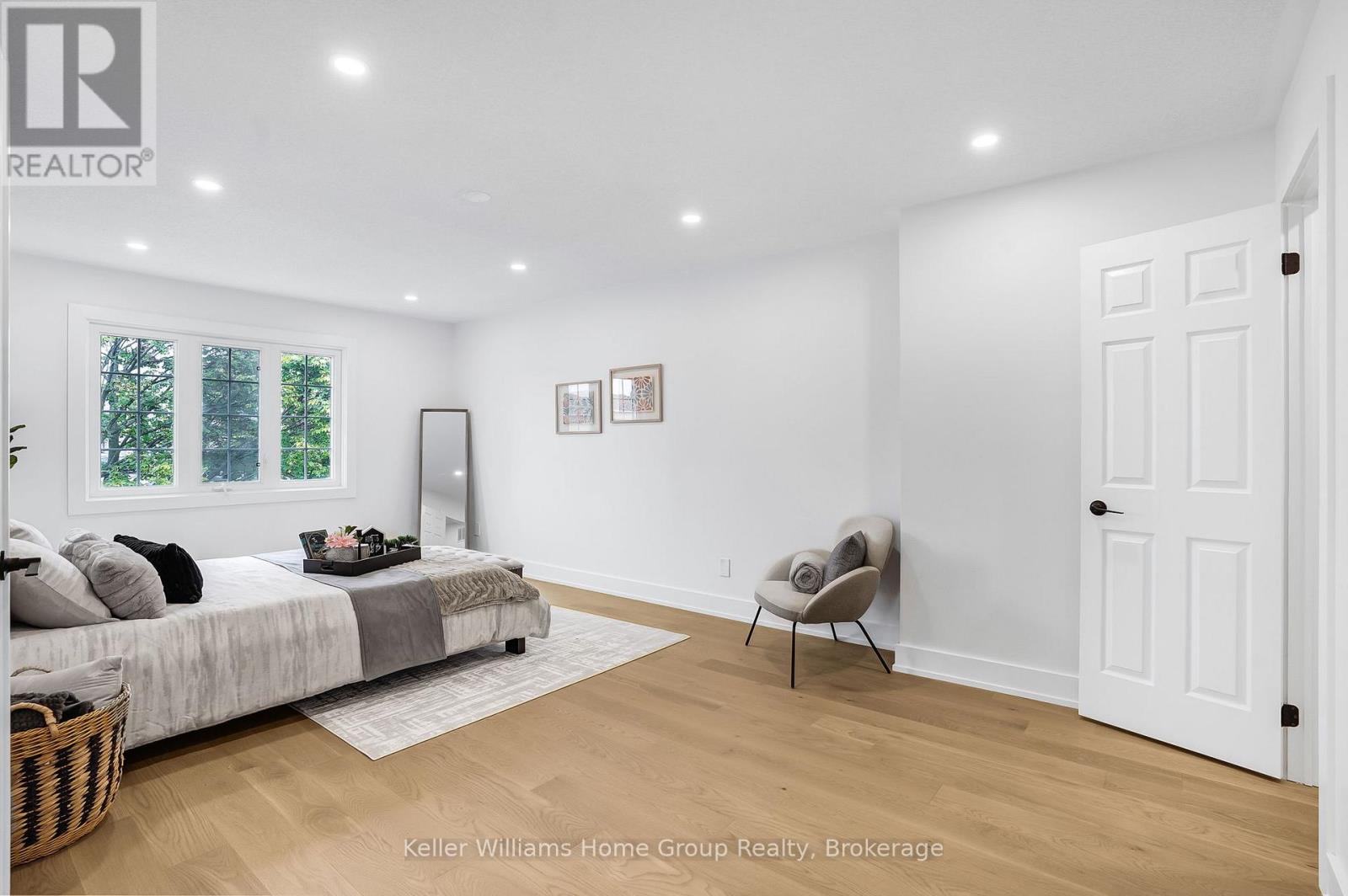 1105 Ewing Crescent, Mississauga, Ontario  L5V 1B9 - Photo 28 - W12650466