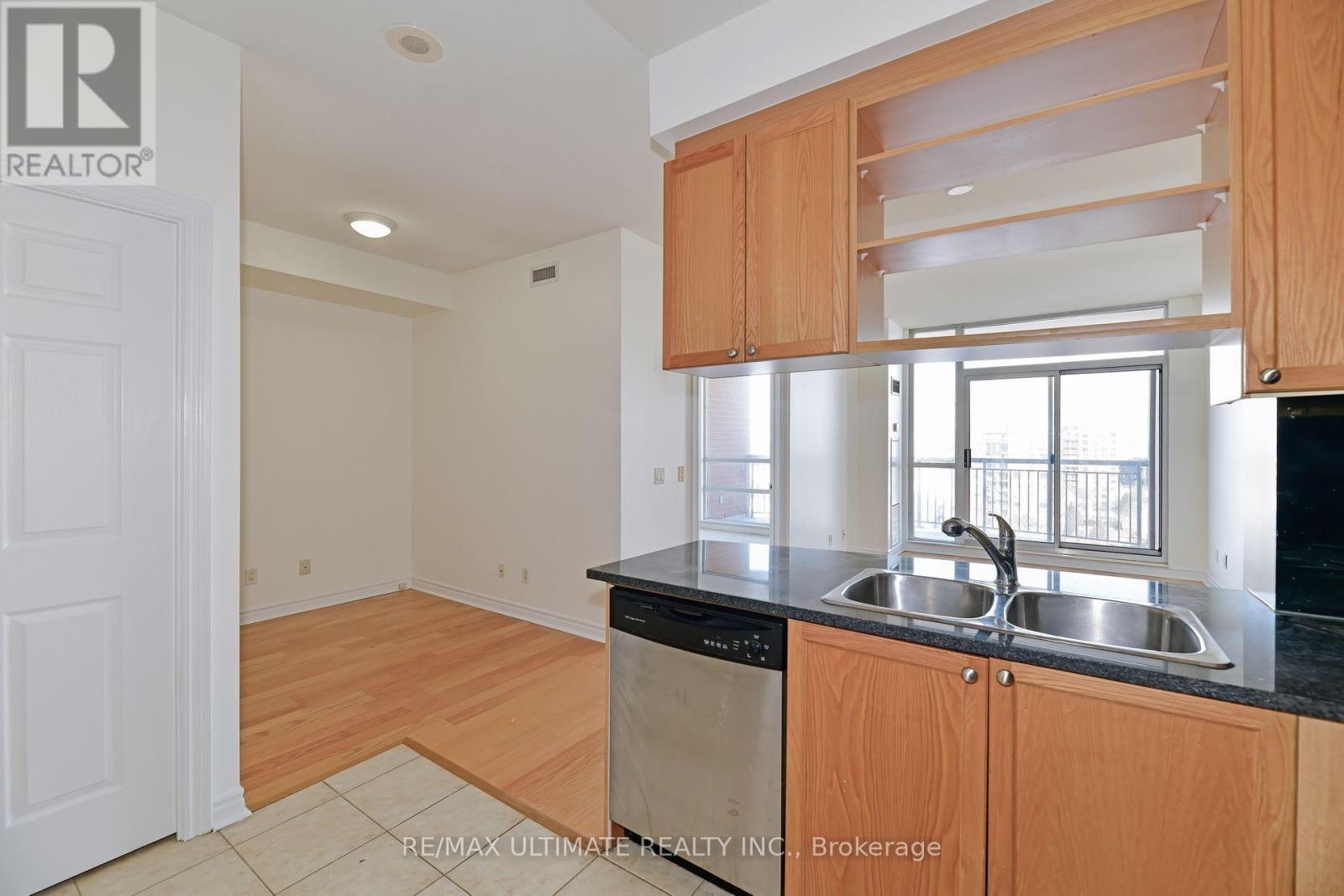 1104 - 2325 Central Park Drive, Oakville, Ontario  L6H 0E5 - Photo 12 - W12608076