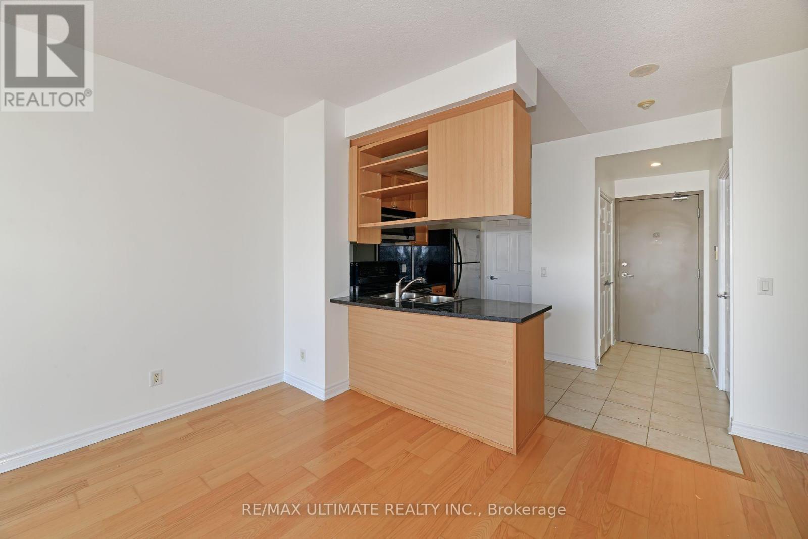 1104 - 2325 Central Park Drive, Oakville, Ontario  L6H 0E5 - Photo 11 - W12608076