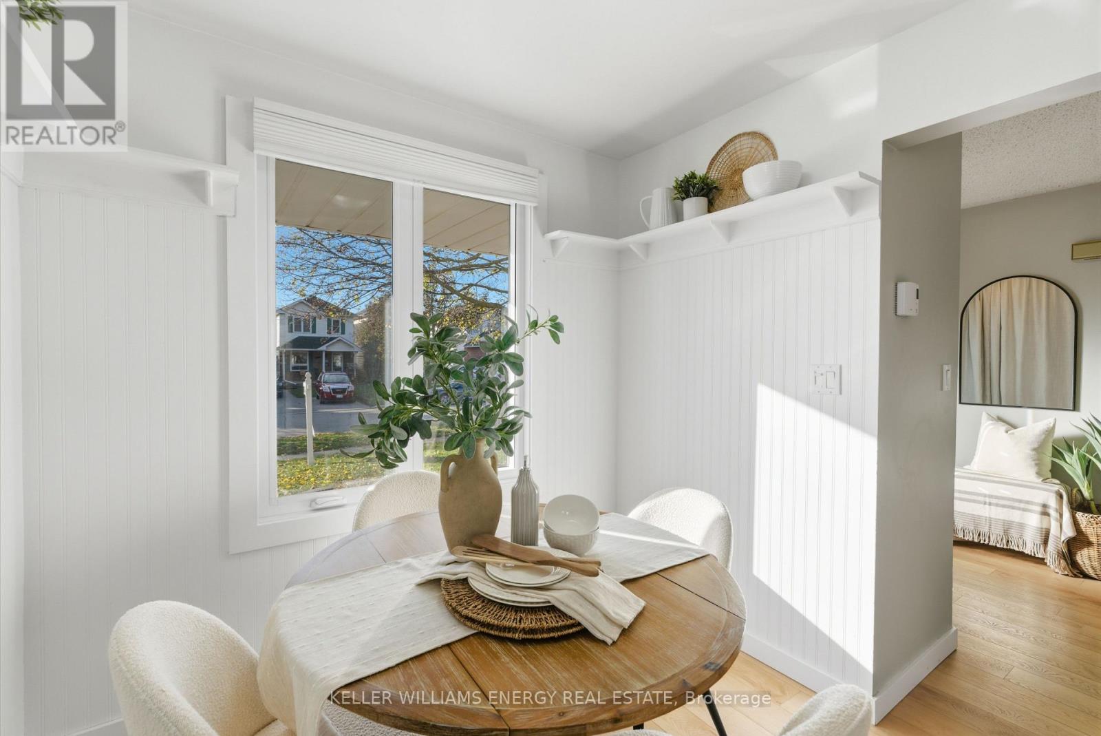 35 Overbank Drive, Oshawa, Ontario  L1J 7X9 - Photo 4 - E12650470