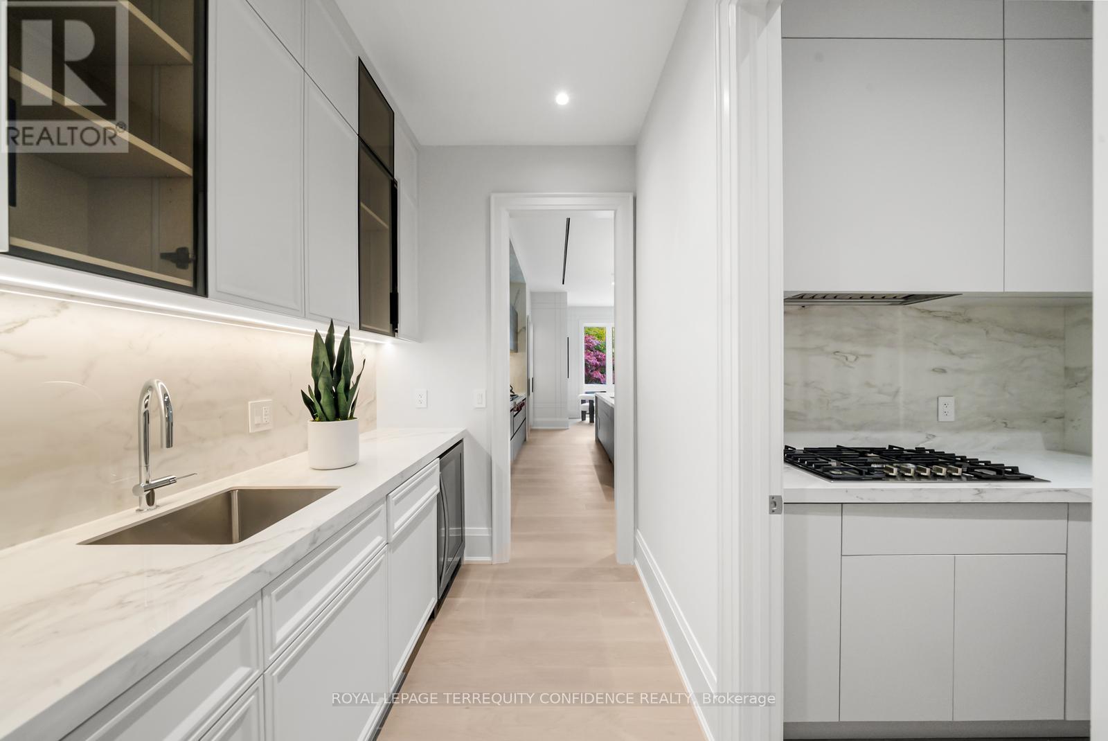 38 Howard Drive, Toronto, Ontario  M2K 1K6 - Photo 12 - C12650468