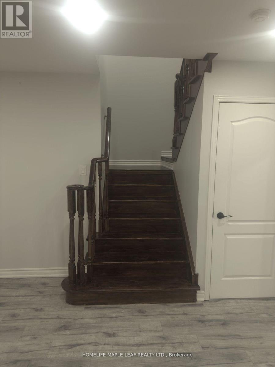 Upper - 51 Soapstone Trail, Brampton, Ontario  L6R 0J5 - Photo 10 - W12650170