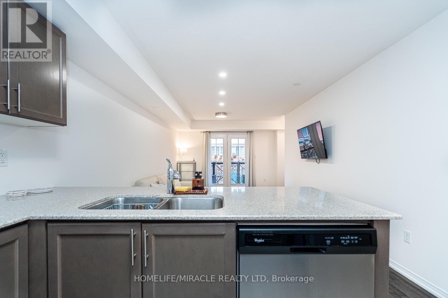 2 - 2476 Post Road N, Oakville, Ontario  L6H 0K1 - Photo 17 - W12650456