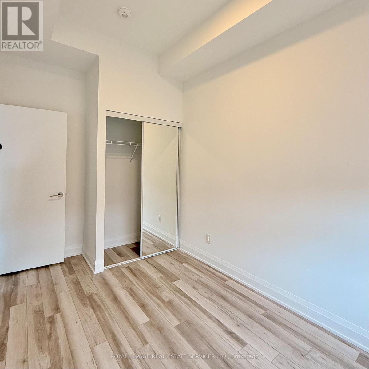 523 - 3250 Carding Mill Trail, Oakville, Ontario  L6M 1L3 - Photo 10 - W12650472