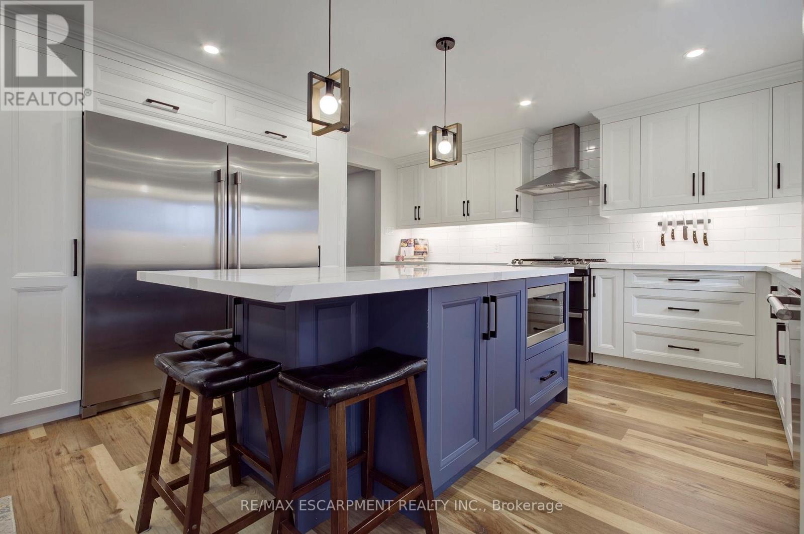 3280 Mead Crescent, Burlington, Ontario  L7M 3M2 - Photo 15 - W12650480