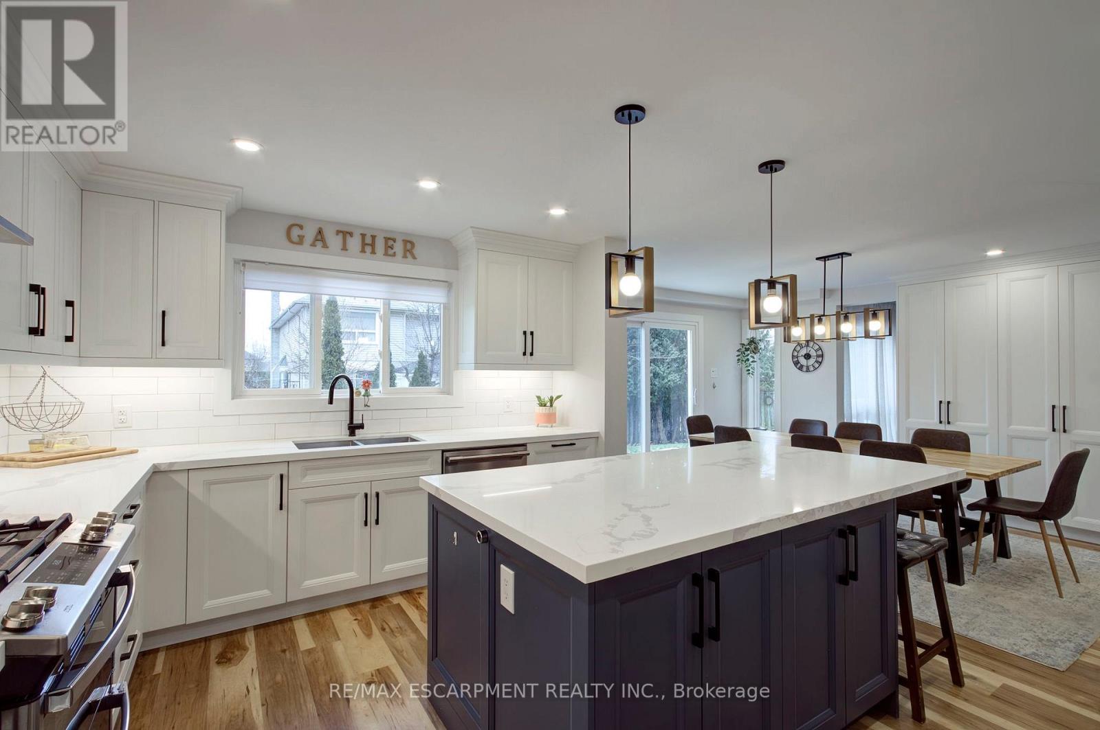 3280 Mead Crescent, Burlington, Ontario  L7M 3M2 - Photo 19 - W12650480