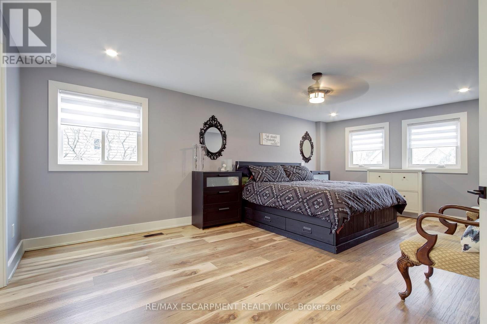 3280 Mead Crescent, Burlington, Ontario  L7M 3M2 - Photo 26 - W12650480