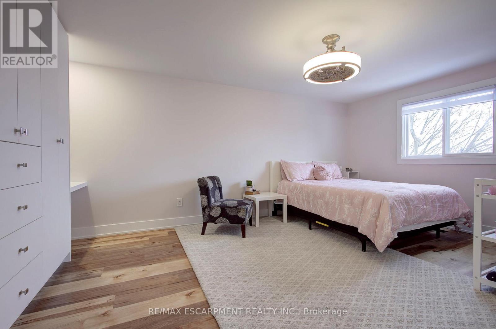 3280 Mead Crescent, Burlington, Ontario  L7M 3M2 - Photo 31 - W12650480