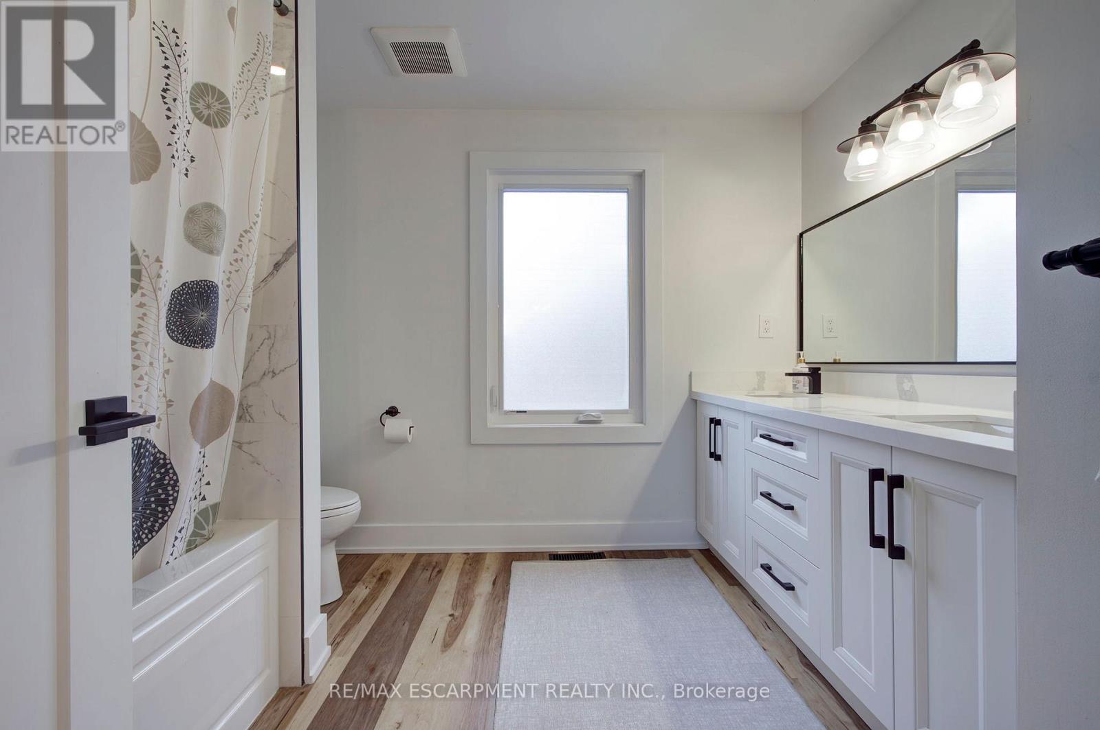 3280 Mead Crescent, Burlington, Ontario  L7M 3M2 - Photo 32 - W12650480