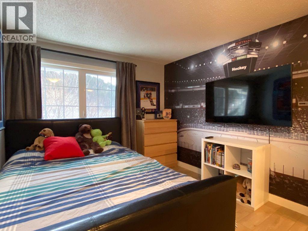 344 Point Mckay Gardens Nw, Calgary, Alberta  T3B 4V8 - Photo 20 - A2275896