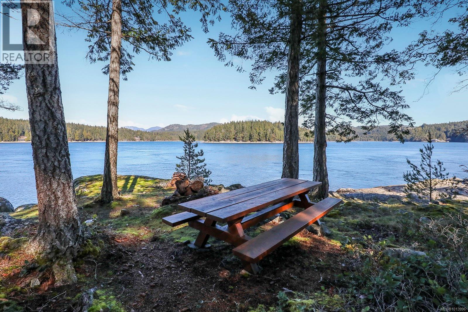 651 Gorge Harbour, Cortes Island, British Columbia  V0P 1Z0 - Photo 30 - 1013996