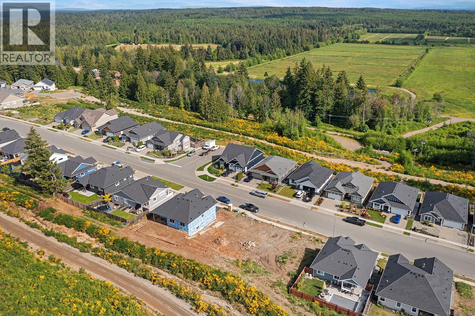 1423 Crown Isle Blvd, Courtenay, British Columbia  V9N 0E2 - Photo 4 - 1017582