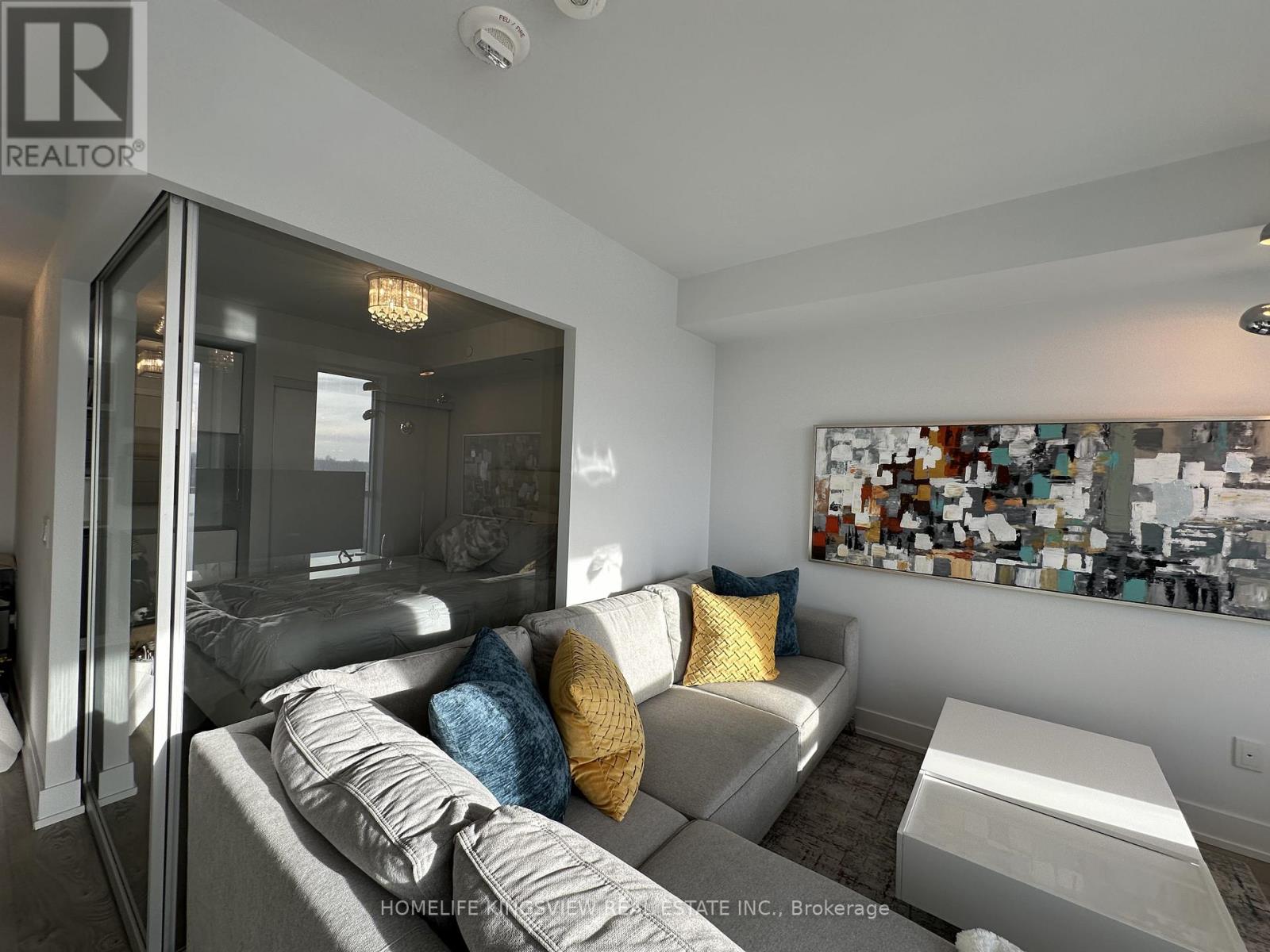 501 - 2550 Simcoe Street N, Oshawa, Ontario  L1L 0R5 - Photo 3 - E12629998