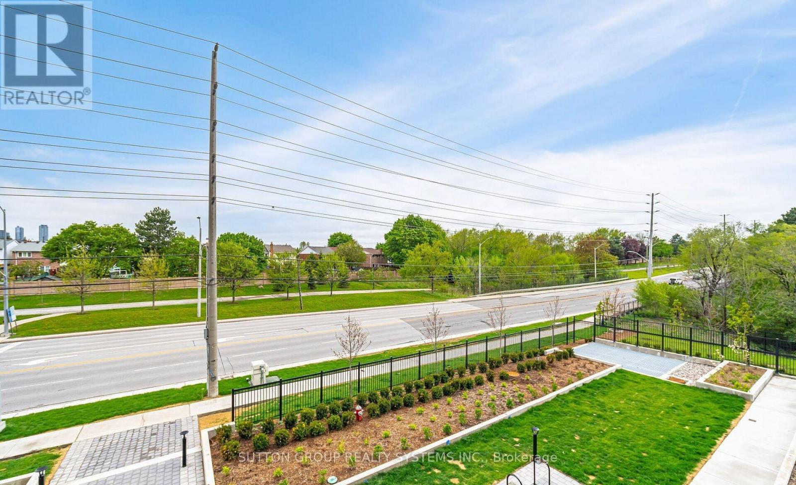 215 - 204 Burnhamthorpe Road E, Mississauga, Ontario  L5A 4L4 - Photo 16 - W12650486