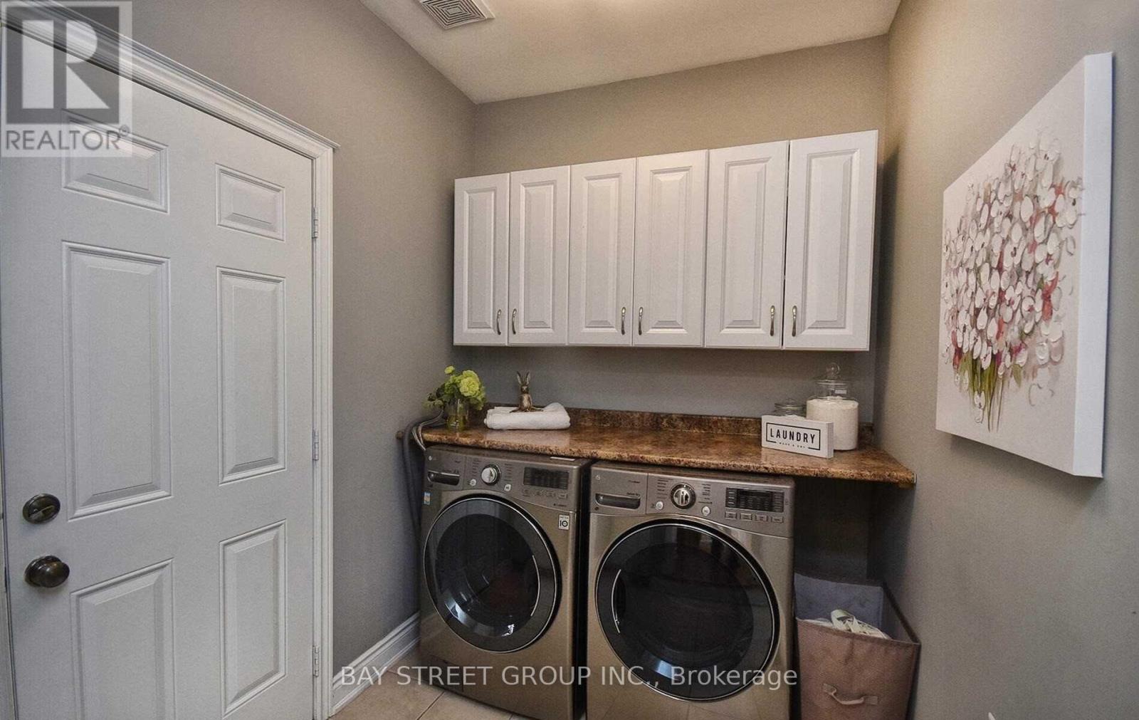 336 Turning Leaf Road, Oakville, Ontario  L6L 6W7 - Photo 32 - W12650496