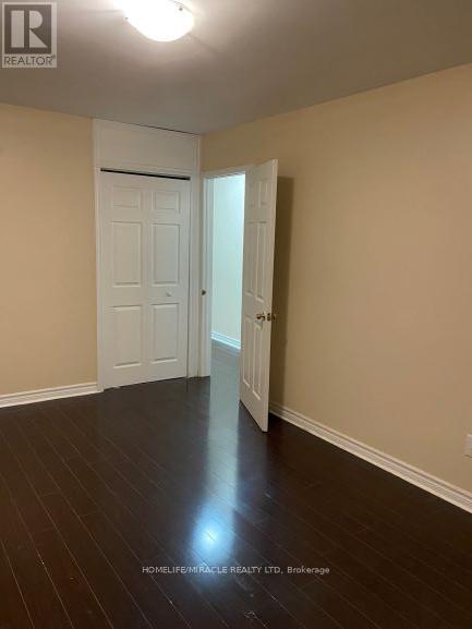 36 Bruce Beer Drive, Brampton, Ontario  L6V 2W9 - Photo 6 - W12650502