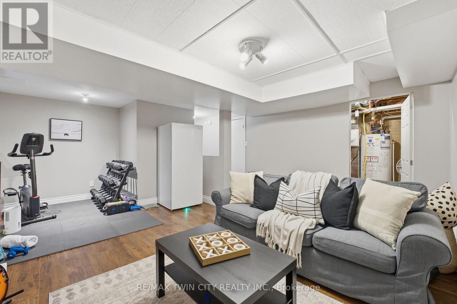 11 Hillbrook Crescent, Kitchener, Ontario  N2N 1J4 - Photo 15 - X12505836