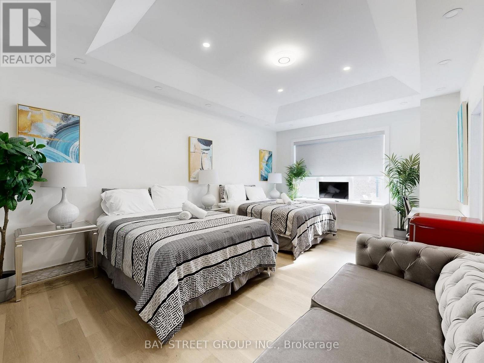 88 Harvey Bunker Crescent, Markham, Ontario  L6C 2A5 - Photo 10 - N12650506