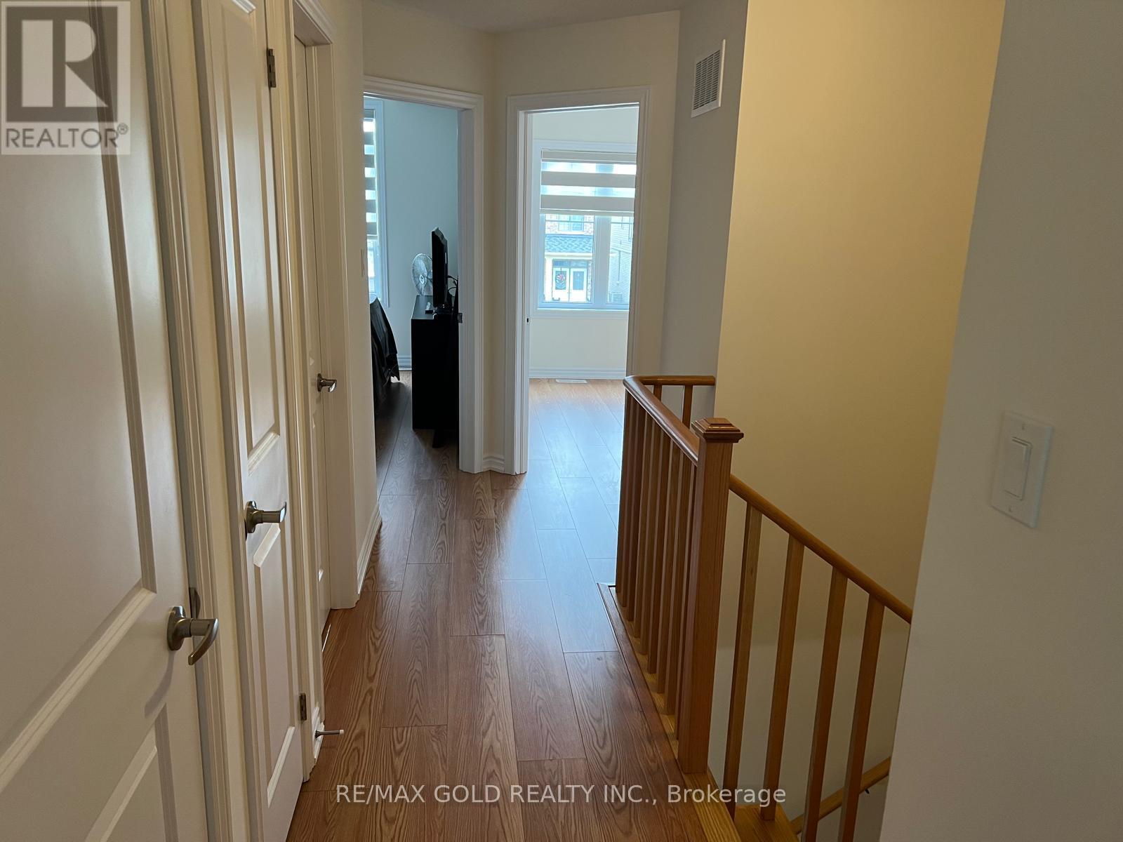 31 Tamworth Terrace, Barrie, Ontario  L9J 0W5 - Photo 15 - S12612000