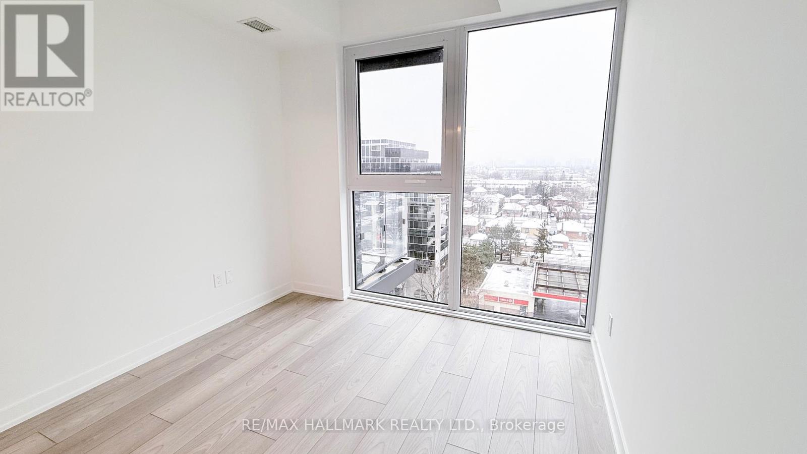 704 - 1007 The Queensway, Toronto, Ontario  M8Z 0H4 - Photo 13 - W12650520